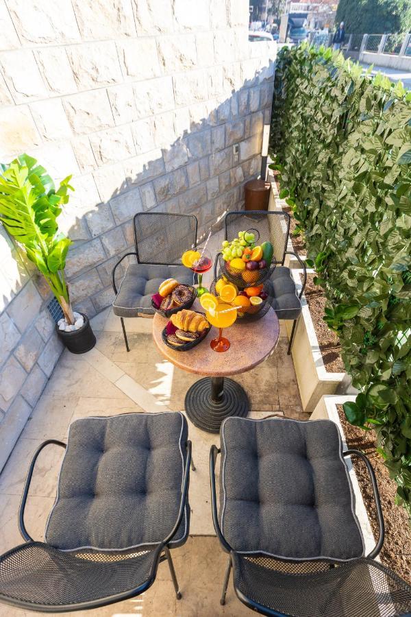 Apartment By The Way Hot Tub And Free Parking Dubrovnik Extérieur photo